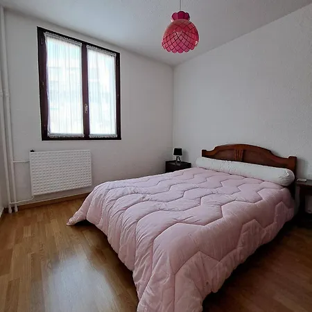 Location * 프라루